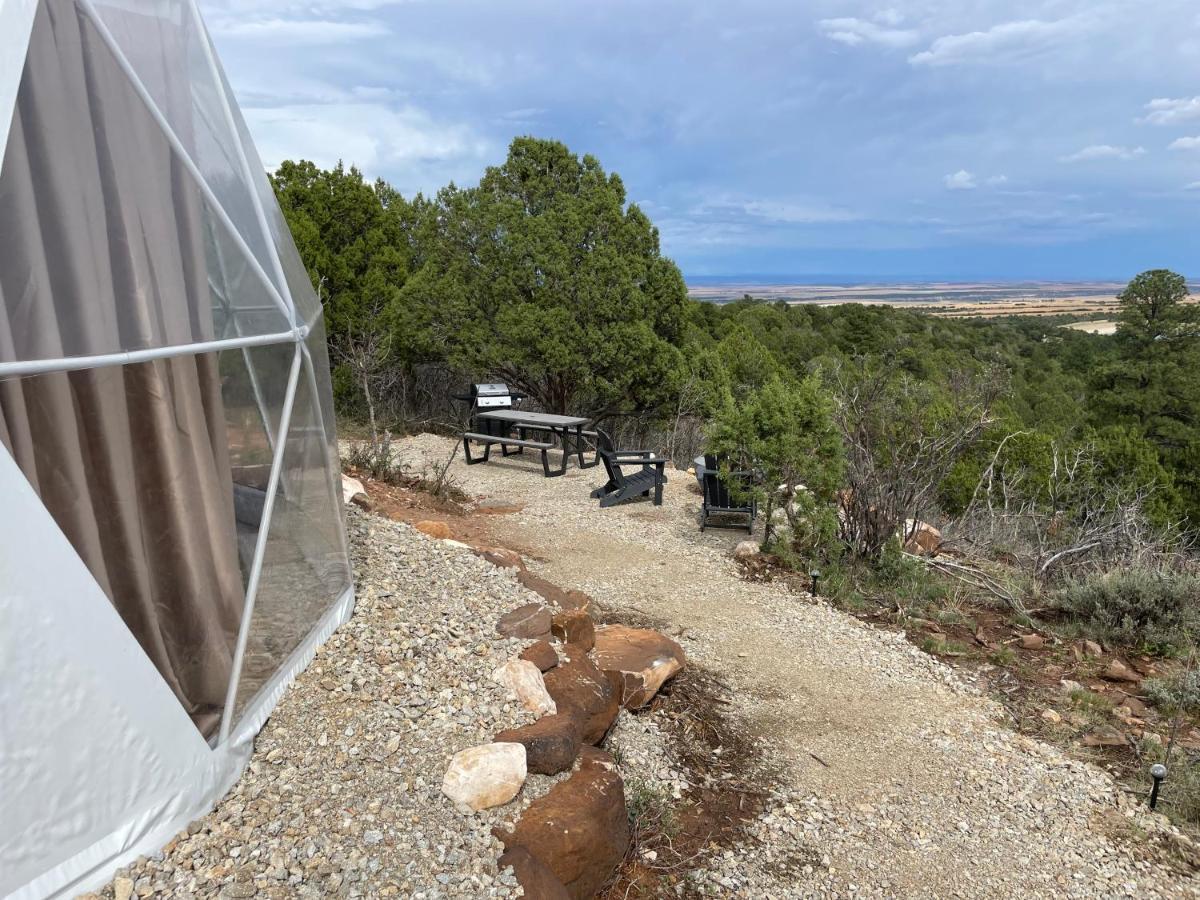 Canyon Rim Domes - A Luxury Glamping Experience!! Monticello Eksteriør bilde