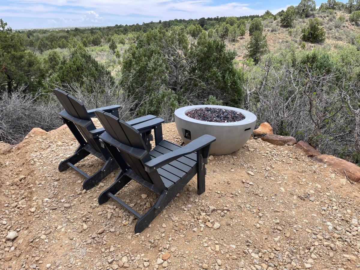 Canyon Rim Domes - A Luxury Glamping Experience!! Monticello Eksteriør bilde