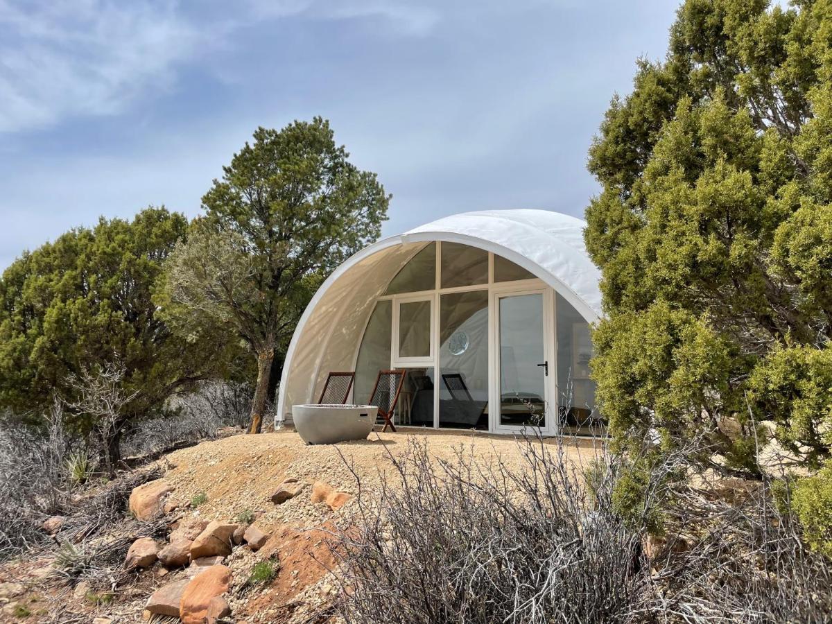 Canyon Rim Domes - A Luxury Glamping Experience!! Monticello Eksteriør bilde